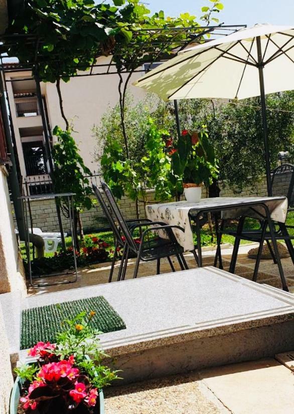 Studio Benassi Porec Exterior photo